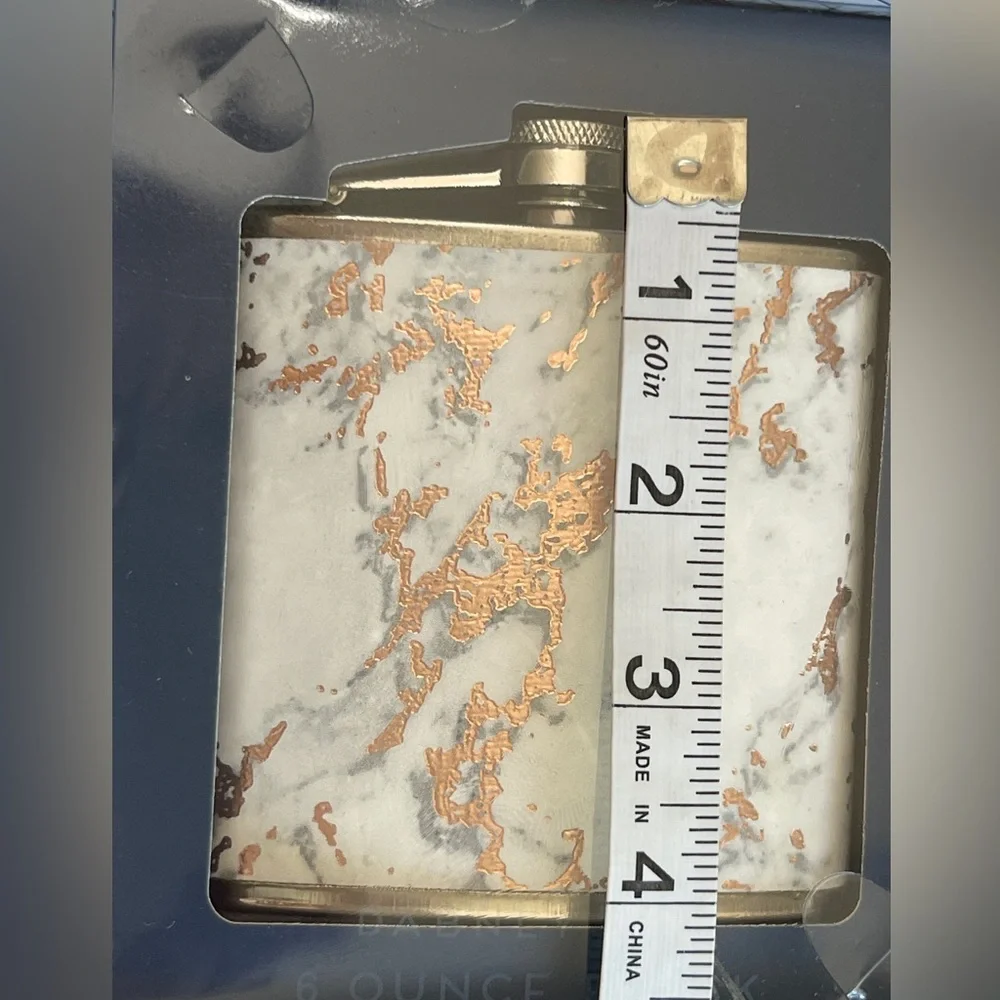 NIB Dabney Lee Flask 6 Oz Stainless Steel White W/Copper & Gray Marble Design - Picture 4 of 5